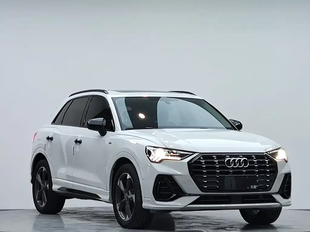 Audi Q3 — фото 3