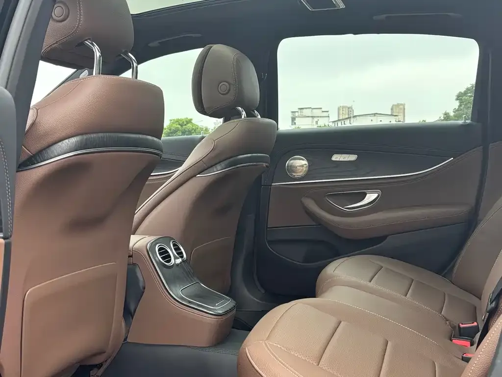 Mercedes-Benz E-Class New Energy 2023 из CN, фото 2