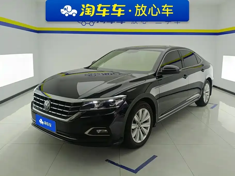 Volkswagen Passat — фото 1