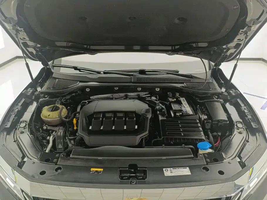 Volkswagen Passat — фото 9