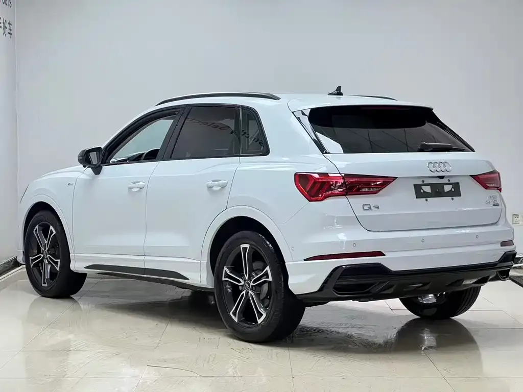 Audi Q3 — фото 5