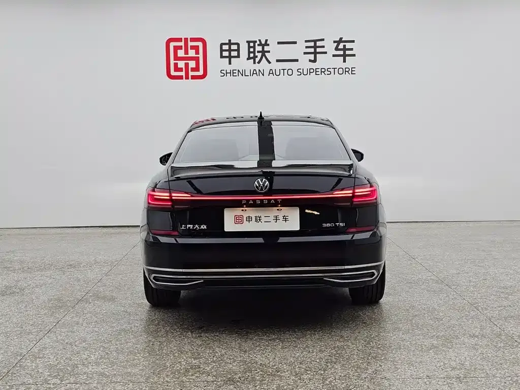 Volkswagen Passat — фото 7