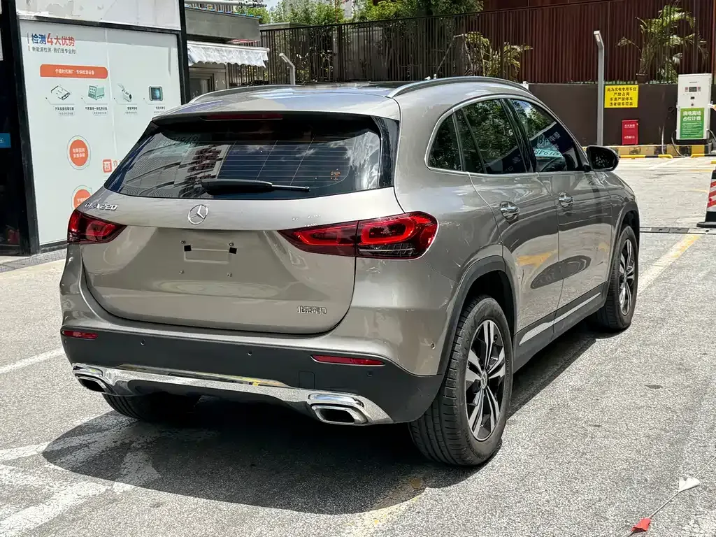 Mercedes-Benz GLA — фото 5