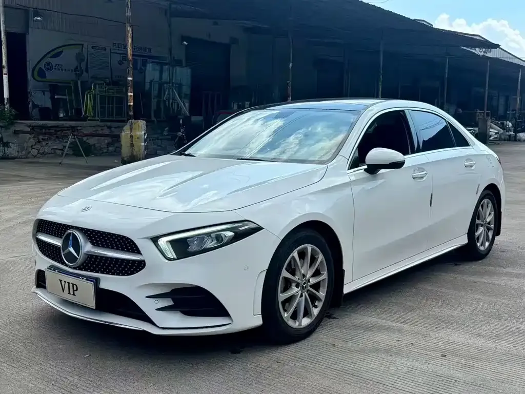 Mercedes-Benz A-Class — фото 1