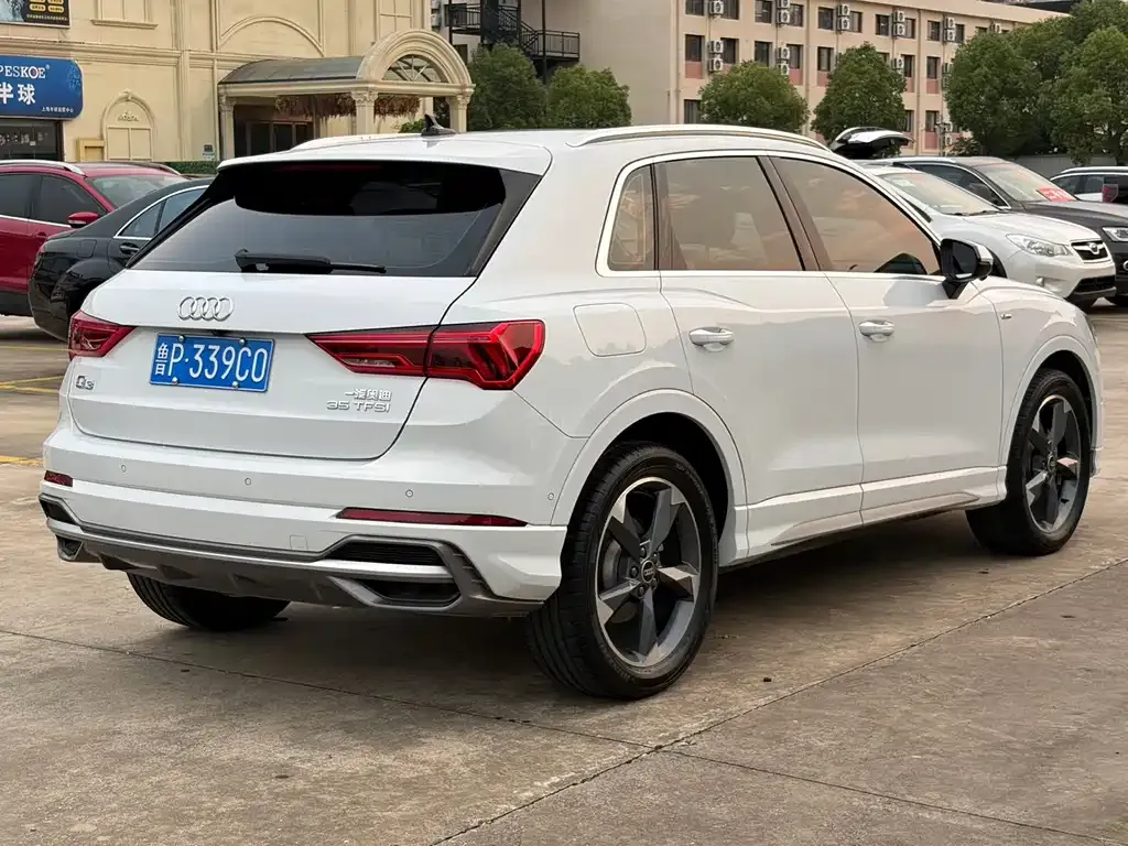 Audi Q3 — фото 2