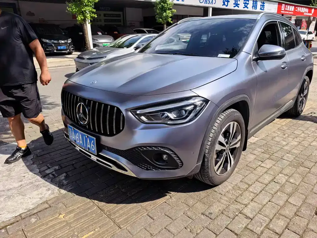 Mercedes-Benz GLA — фото 1