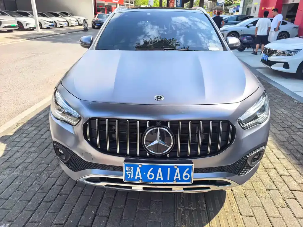 Mercedes-Benz GLA — фото 10