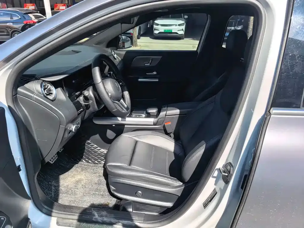 Mercedes-Benz GLA — фото 5