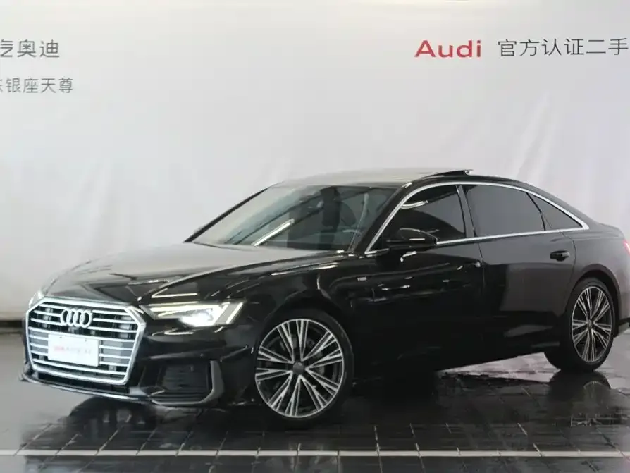 Audi A6L — фото 1