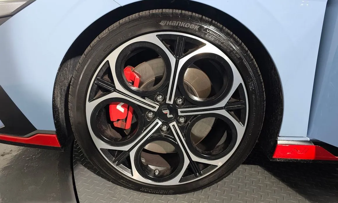 Hyundai AVANTE — фото 3