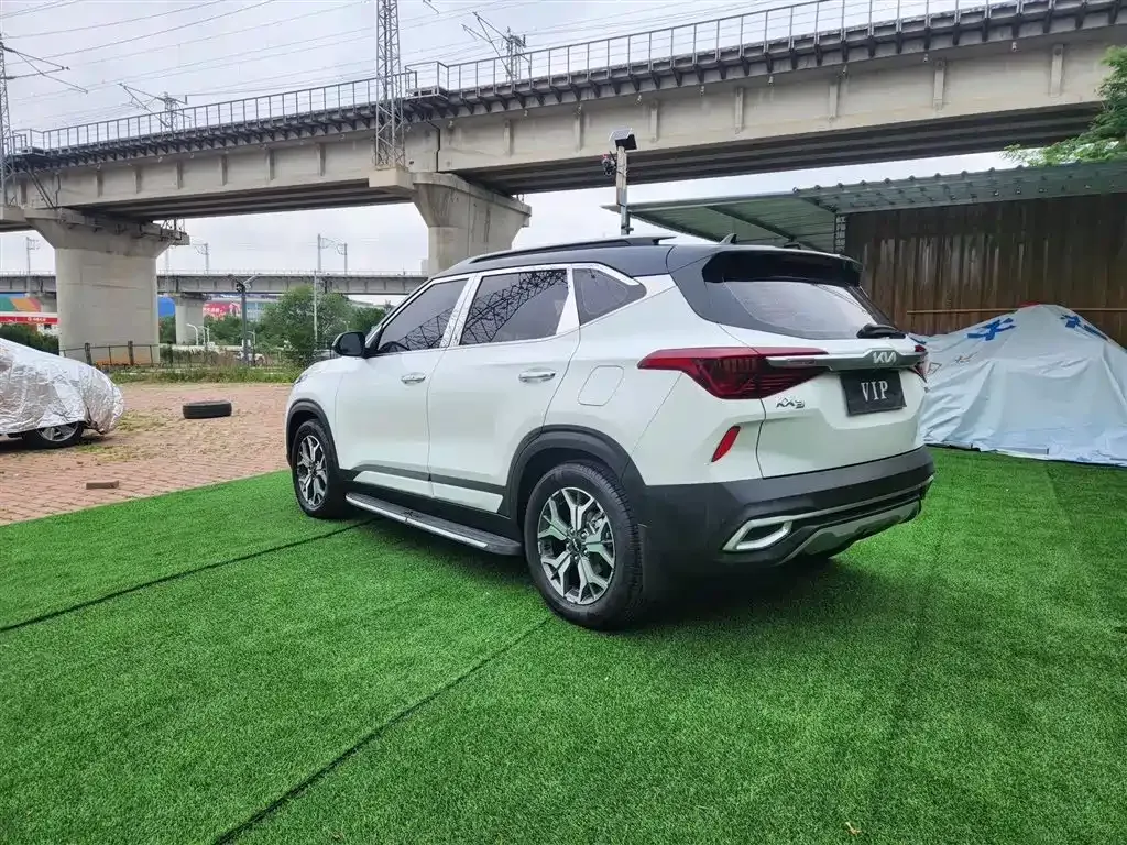 Kia KX3 — фото 4