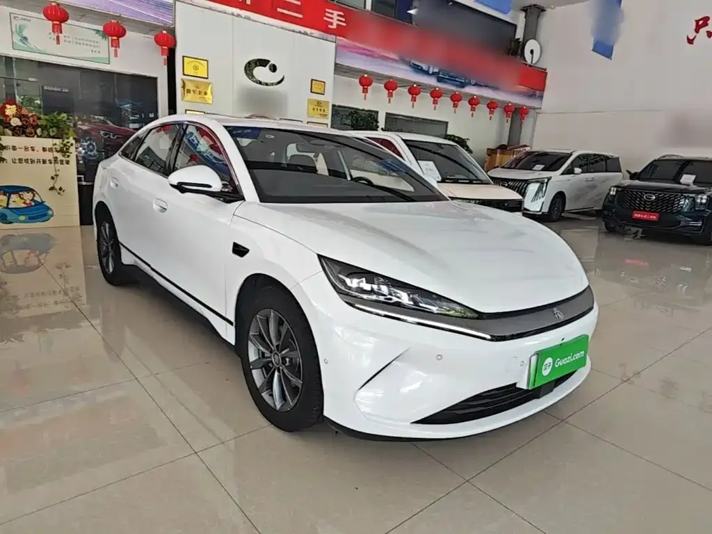 BYD Qin L — фото 9