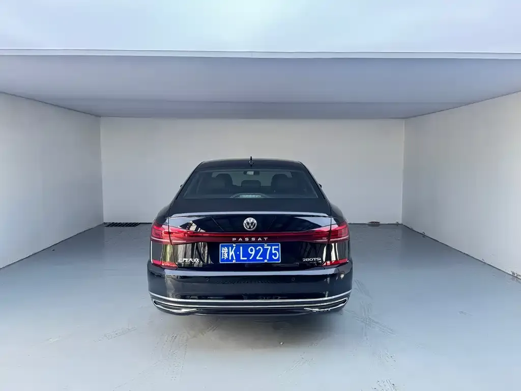 Volkswagen Passat — фото 2