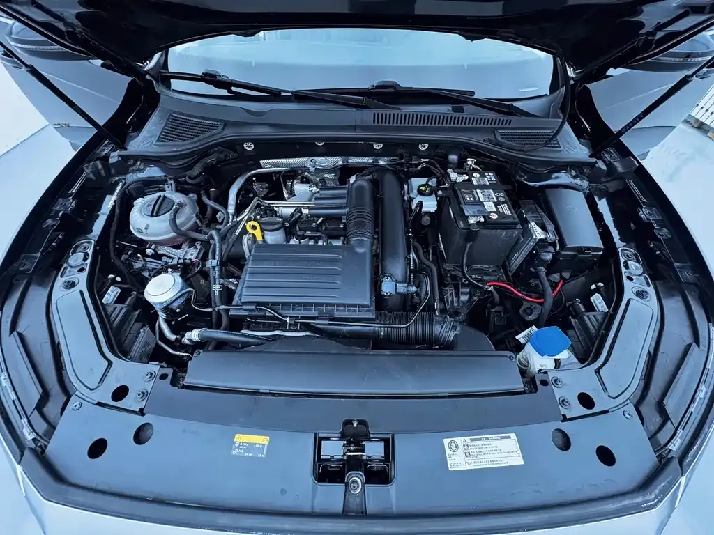 Volkswagen Passat — фото 8