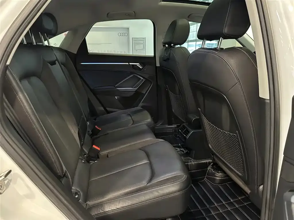 Audi Q3 Sportback — фото 9