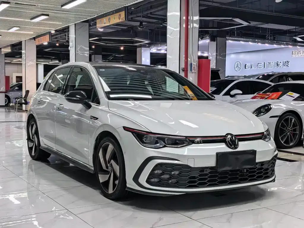 Volkswagen Golf GTI — фото 3