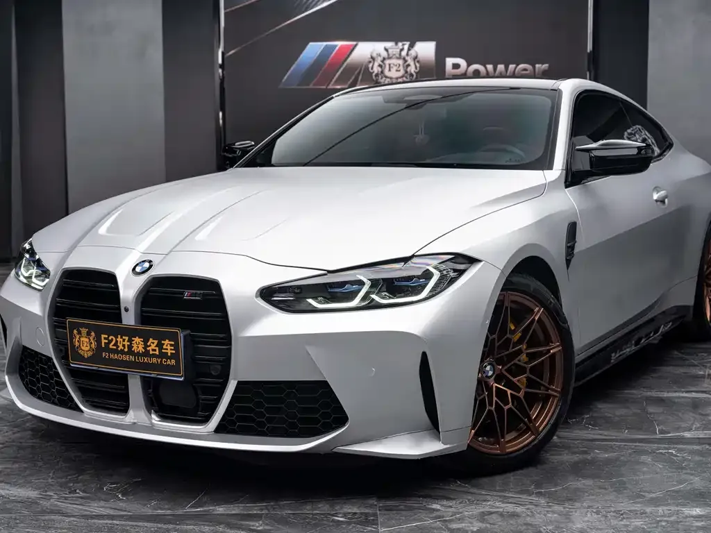BMW M4 — фото 1