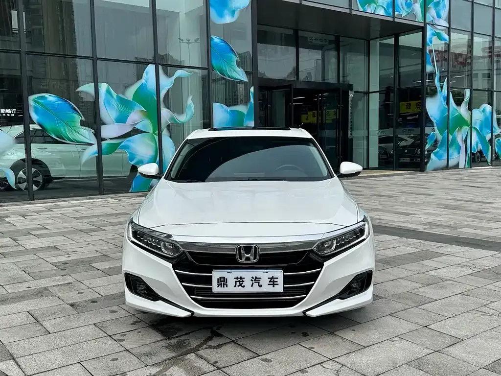 Honda Accord — фото 3