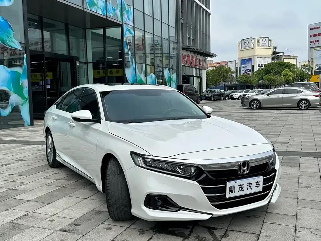 Honda Accord — фото 2