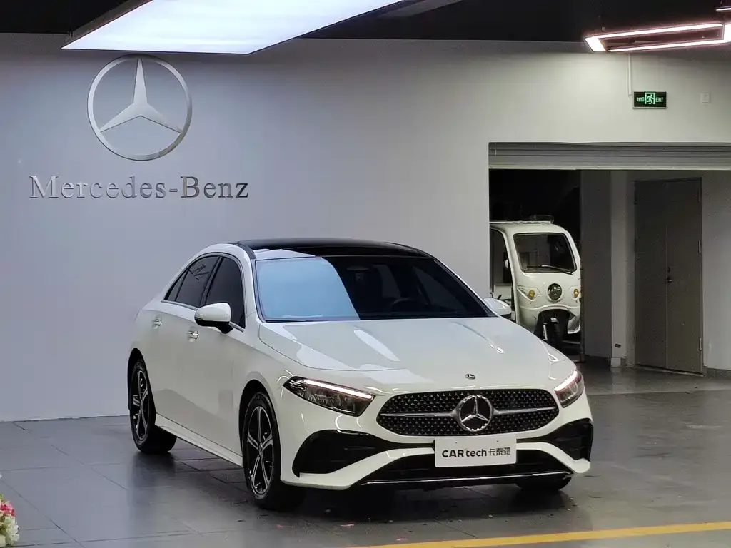 Mercedes-Benz A-Class — фото 9