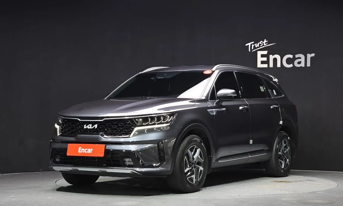 Kia Sorento — фото 1