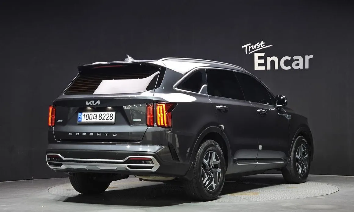 Kia Sorento — фото 3