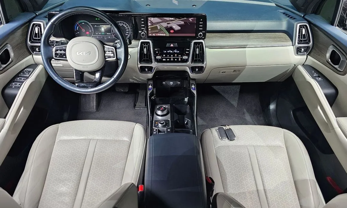 Kia Sorento — фото 8