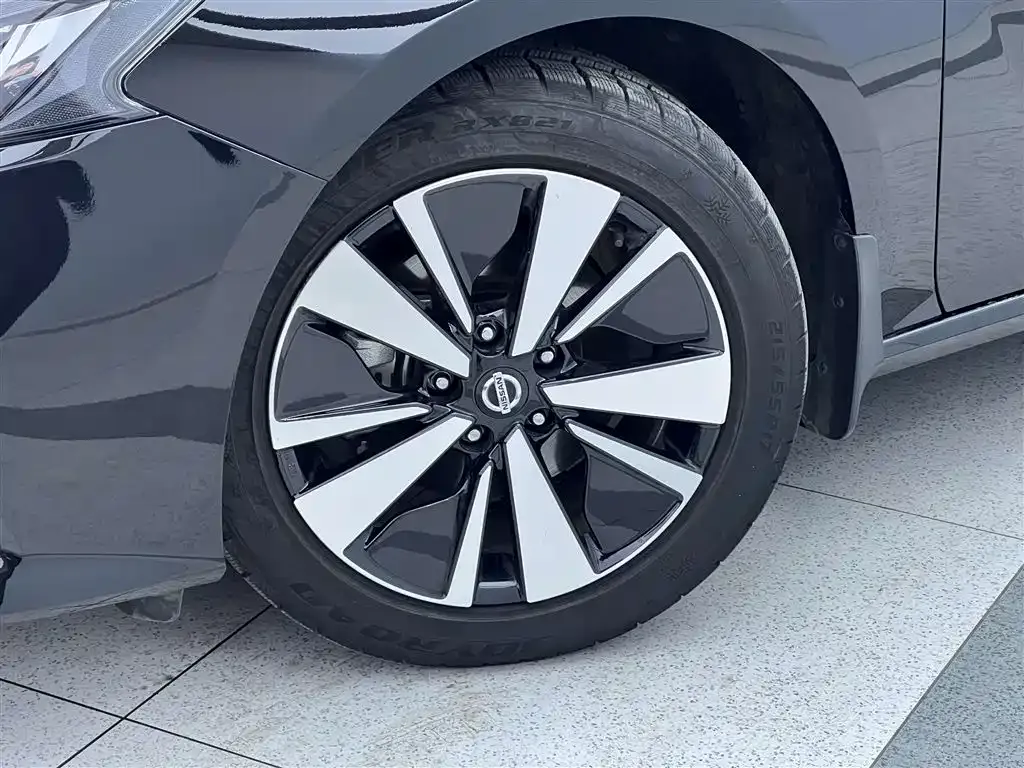 Nissan Teana — фото 8