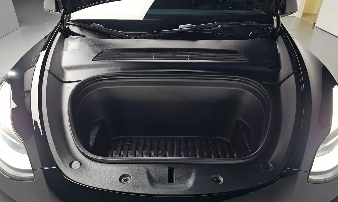 Tesla Model Y 2021 из KR, фото 10