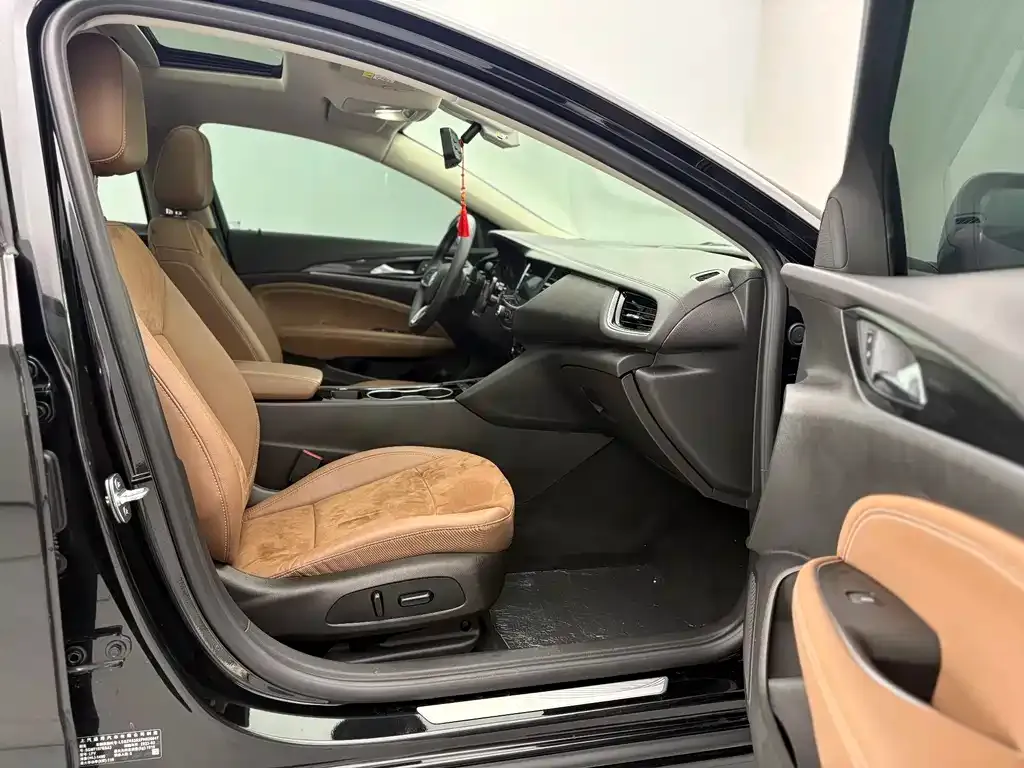 Buick Regal — фото 10