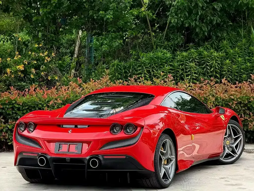 Ferrari F8 — фото 2