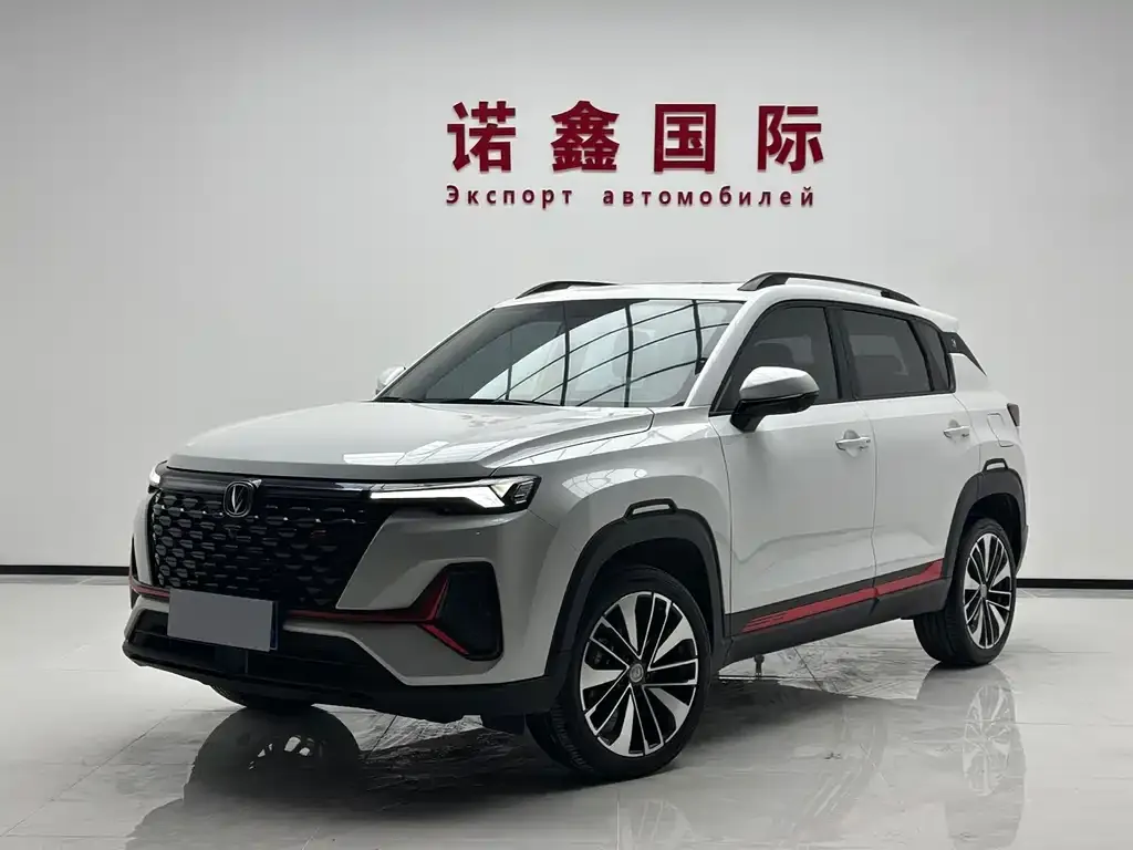 Changan CS35PLUS — фото 1