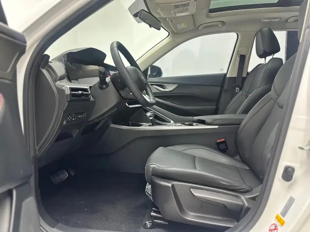 Changan CS35PLUS — фото 10