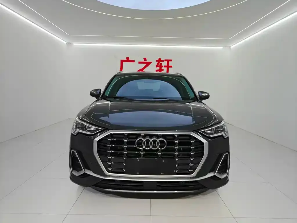 Audi Q3 — фото 2