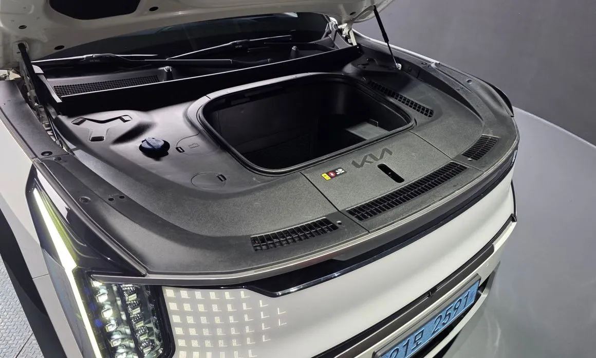 Kia EV9 2024 из KR, фото 9