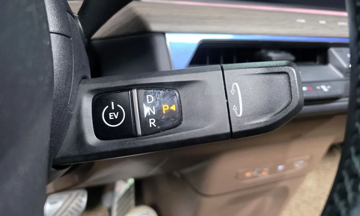 Kia EV9 2024 из KR, фото 3