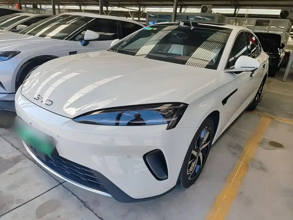BYD Seal 07 DM-i — фото 4