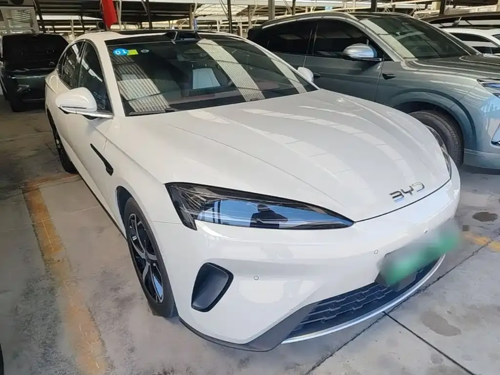 BYD Seal 07 DM-i — фото 7