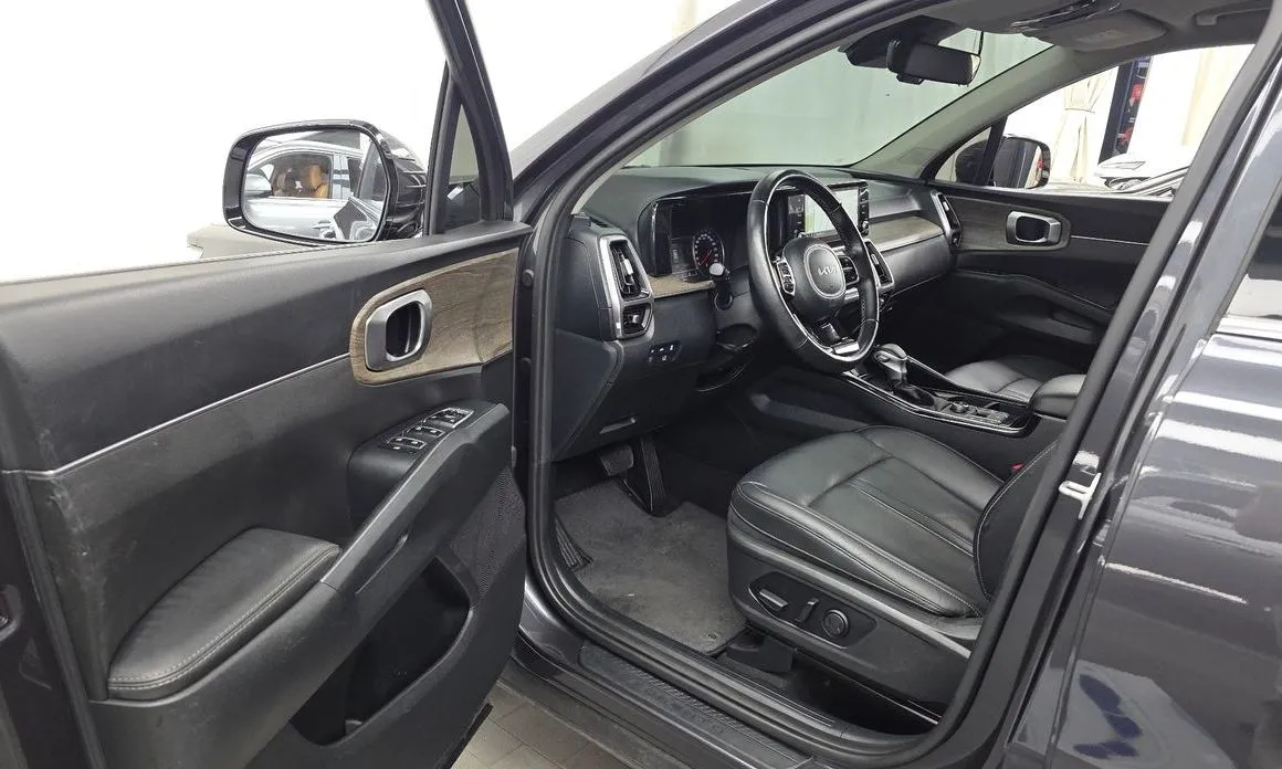 Kia Sorento — фото 6