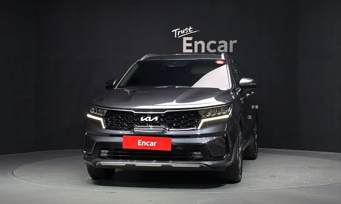 Kia Sorento — фото 9