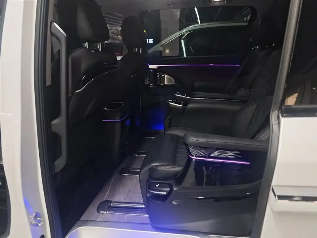 GAC Motor Trumpchi M8 — фото 2