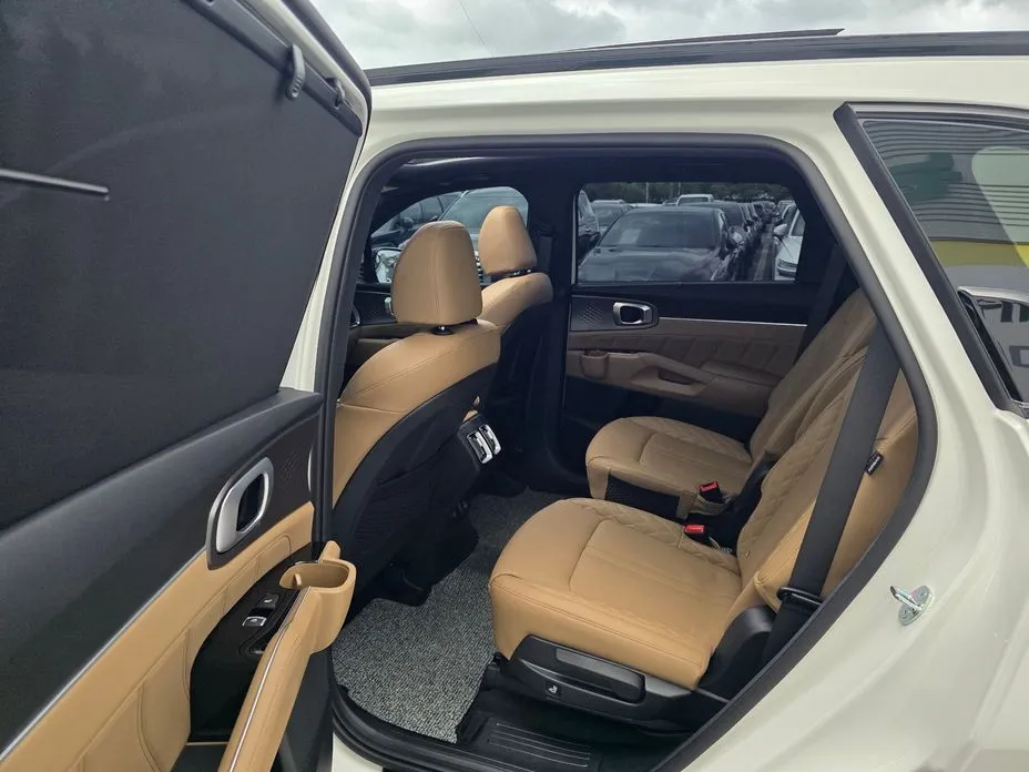 Kia Sorento — фото 2