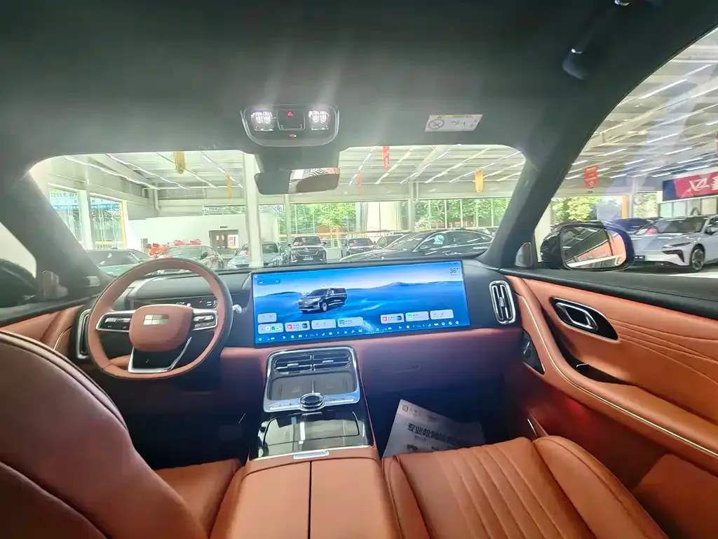 Geely Galaxy M9 — фото 9