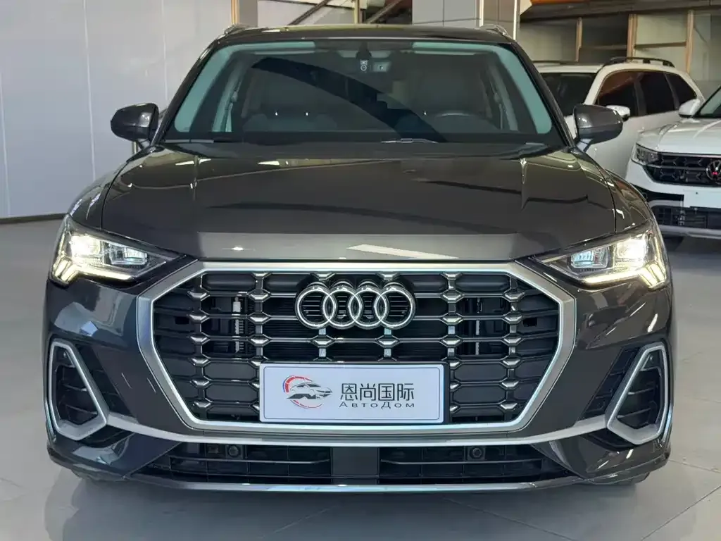Audi Q3 — фото 8