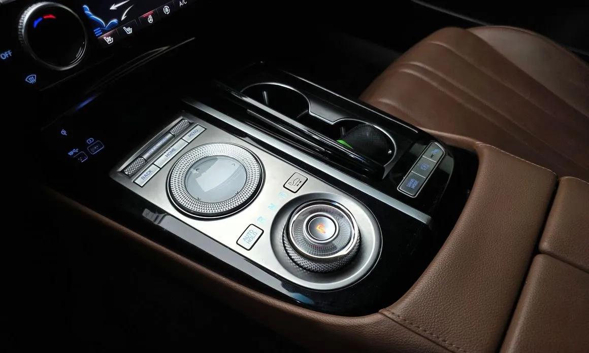 Genesis G80 — фото 10