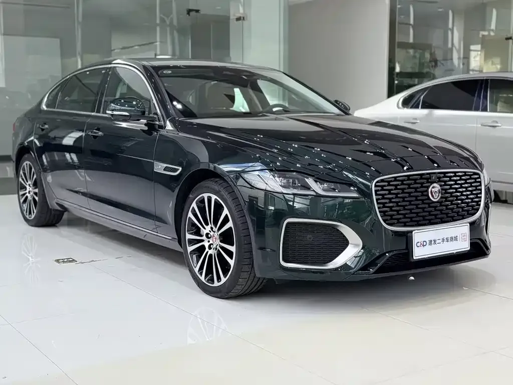 Jaguar XFL — фото 6