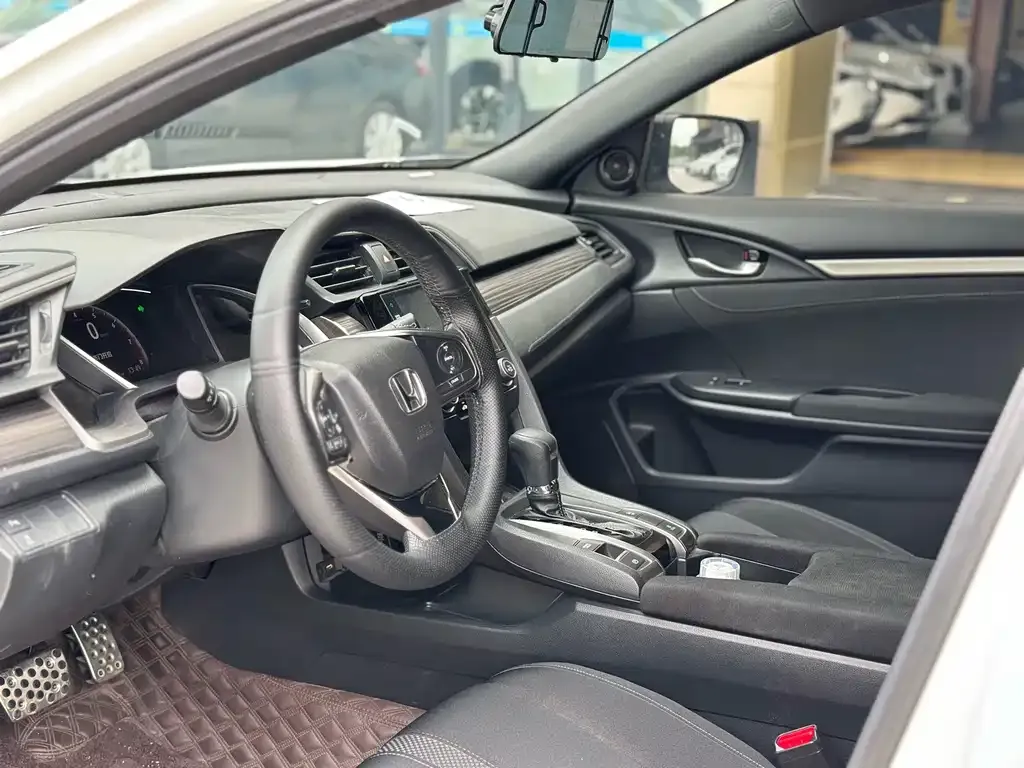 Honda Civic — фото 6