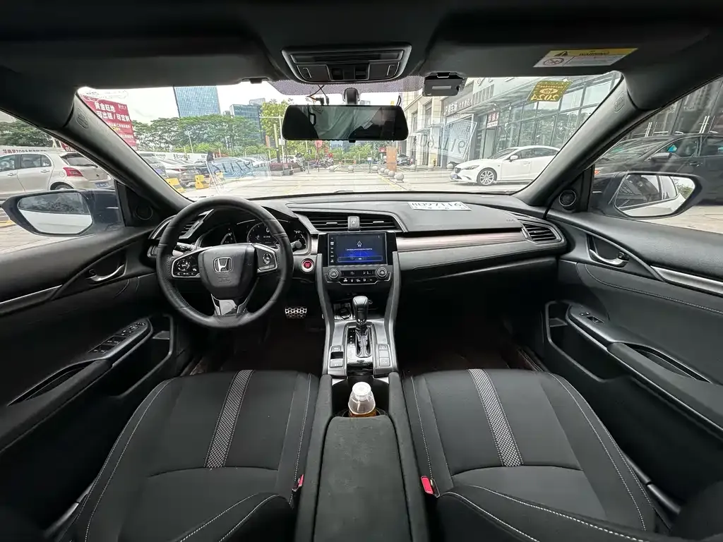 Honda Civic — фото 2