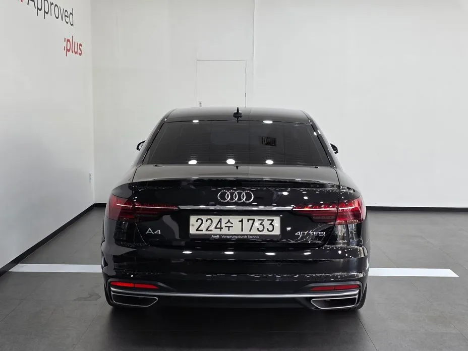 Audi A4 — фото 10