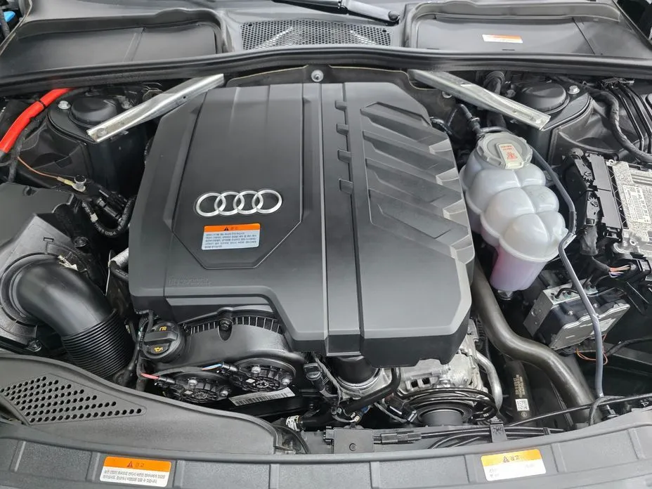 Audi A4 — фото 5
